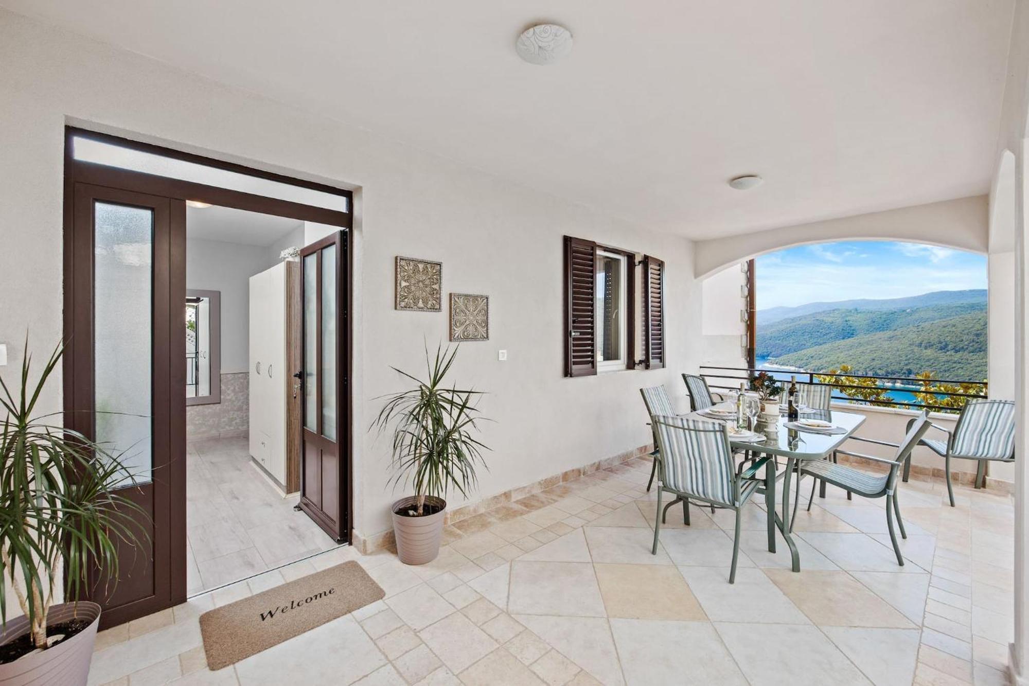 Apartments Lady M Rabac Exterior foto